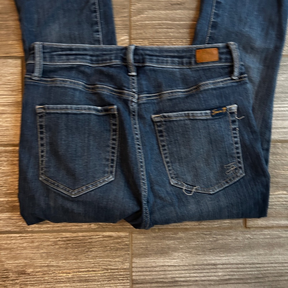 Seven7 Est 1964 Women's Size 4 Dark Wash Flare Raw Hem Jeans - Picture 6 of 7